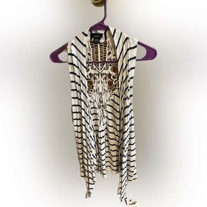 Size medium, Rue 21 cover up.